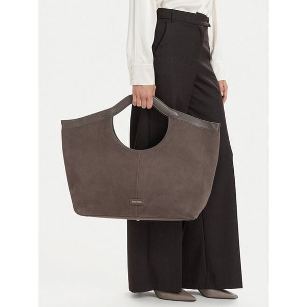 Torebka GINO ROSSI. Brązowe shopper bag Gino Rossi, bez wzorów, bez dodatków. Za 699.99 zł.