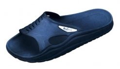 Beco unisex klapki saunowe granatowe. Czarne klapki 47 Brand, bez wzorów, z materiału, bez obcasa, bez zapięcia. Za 186.99 zł.