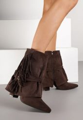 Ciemnobrązowe Botki w Stylu Boho z Wywiniętą Cholewką i Frędzlami Harile. Brązowe botki Born2be, bez wzorów, z jeansu, boho, bez obcasa, na obcasie, bez zapięcia. Za 119.99 zł.