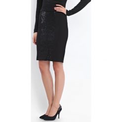 SPÓDNICA DAMSKA. Spódnice marki TOP SECRET. W wyprzedaży za 59.99 zł.