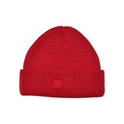Czapka z wełny dzierganej Urban Classics. Czerwone czapki zimowe Urban Classics, bez wzorów, dziergany. Za 153.00 zł.