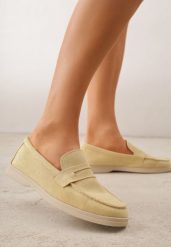 Żółte Klasyczne Mokasyny VICES z Imitacji Zamszu ze Skórzaną Wkładką Haliris. Żółte mokasyny Born2be, bez wzorów, z jeansu. Za 89.99 zł.