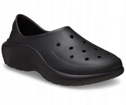 Buty Sportowe Sneakersy Dla Dorosłych Crocs Classic Sneaker. Czerwone buty treningowe Crocs, bez wzorów, z materiału, bez zapięcia. Za 231.99 zł.