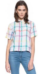 DAMSKA KOSZULA MATERIAŁOWA WRANGLER SHORTSLEEVE SHIRT WHITE W5R1SH989 112130305. Białe koszule Wrangler, s, bez wzorów, z materiału, bez kołnierzyka, bez ramiączek. Za 129.99 zł.