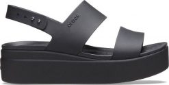 Crocs Sandały sportowe damskie Brooklyn Low Wedge czarne 41-42. Czarne sandały Crocs, bez wzorów, sportowe, bez obcasa, bez zapięcia. Za 179.00 zł.