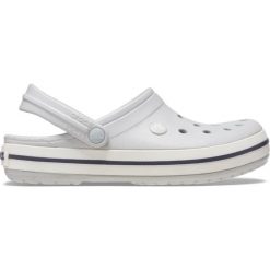 Chodaki sportowe Crocs CROCBAND. Białe buty sportowe lifestyle Crocs, bez wzorów, sportowe, bez zapięcia. Za 219.00 zł.