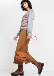 Torebka na ramię. Brązowe torebki klasyczne bonprix, bez wzorów, ze skóry, eleganckie, na ramię, bez dodatków. Za 109.99 zł.