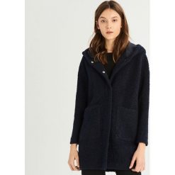 Płaszcz z wełną - Granatowy. Płaszcze marki Sinsay. Za 139.99 zł.