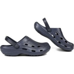 Klapki damskie Coqui Tina. Czarne klapki Coqui, bez wzorów, bez obcasa, bez zapięcia. Za 72.00 zł.