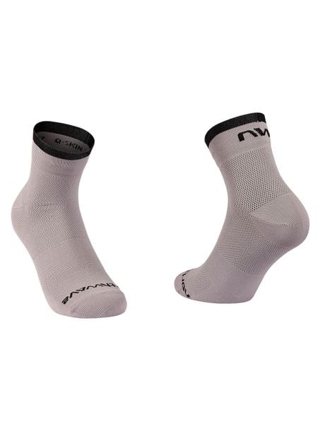 Skarpety rowerowe NORTHWAVE Origin Sock. Szare skarpetki Northwave, bez wzorów. Za 62.99 zł.