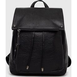 Answear Lab plecak damski kolor czarny mały gładki. Czarne plecaki Answear Lab, bez wzorów, do ręki, bez dodatków. Za 149.99 zł.