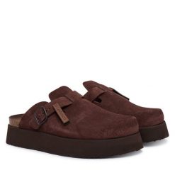 Klapki D.Franklin. Brązowe klapki D.Franklin, bez wzorów, bez obcasa, bez zapięcia. Za 569.99 zł.