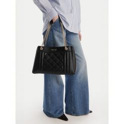 Torebka Nine West. Czarne torebki klasyczne Nine West, bez wzorów, bez dodatków. Za 299.99 zł.