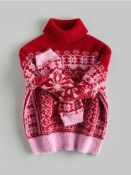 Sweter ze świątecznym motywem - wielobarwny. Swetry Reserved, l, bez wzorów, z dzianiny, wizytowe, bez ramiączek. Za 159.99 zł.