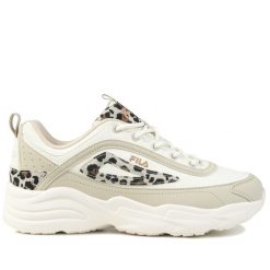 Buty sportowe sneakersy damskie Fila SKYE TEENS. Brązowe buty treningowe Fila, bez wzorów, bez zapięcia. Za 229.00 zł.