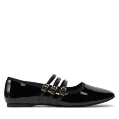 Półbuty Call It Spring. Czarne półbuty wsuwane Call it Spring, bez wzorów, bez obcasa, na płaskiej podeszwie. Za 219.99 zł.