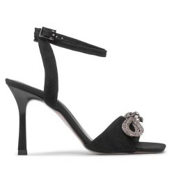 Sandały Karino. Czarne sandały Karino, bez wzorów, bez obcasa, na szpilce, bez zapięcia. Za 289.99 zł.