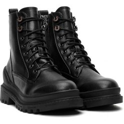 Botki damskie czarne U.S. Polo Assn. BRUNA004. Czarne botki U.S. Polo Assn., bez wzorów, sportowe, bez obcasa, bez zapięcia. Za 239.99 zł.