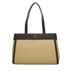 Torebka Calvin Klein. Brązowe torebki klasyczne Calvin Klein, bez wzorów, klasyczne, bez dodatków. Za 649.99 zł.