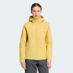 Kurtka z kapturem Terrex Multi Essentials CLIMAPROOF Insulated. Zielone kurtki adidas, na zimę, l, bez wzorów, z materiału, klasyczne, z kapturem. Za 699.00 zł.