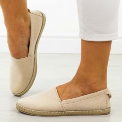 Beżowe espadryle damskie, półbuty Potocki 16332. Brązowe espadryle POTOCKI, bez wzorów, z zamszu, eleganckie, z okrągłym noskiem, bez obcasa. Za 89.00 zł.