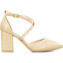 Sandały retro wężowe beżowe. Brązowe sandały Inna, bez wzorów, z materiału, eleganckie, bez obcasa, na obcasie, bez zapięcia. W wyprzedaży za 74.50 zł.