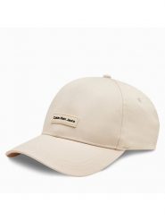 Calvin Klein Czapka z daszkiem Inst Patch K60K612323 Écru. Czapki z daszkiem Calvin Klein, bez wzorów, z bawełny. Za 109.99 zł.