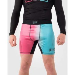 Szorty kompresyjne Metal Boxe Miami Vice. Czerwone szorty sportowe METAL BOXE, bez wzorów, z materiału, na fitness i siłownię. Za 182.00 zł.