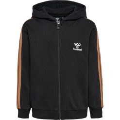Parka z kapturem dla dzieci Hummel hmlStreet. Czarne płaszcze Hummel, na zimę, s, bez wzorów, z materiału, eleganckie, z kapturem. Za 239.00 zł.