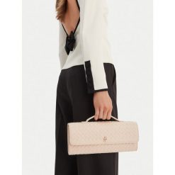 Torebka Badura. Brązowe torebki klasyczne Badura, bez wzorów, klasyczne, bez dodatków. Za 229.99 zł.