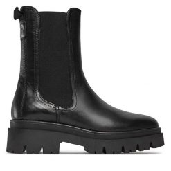 Sztyblety Tamaris. Czarne botki Tamaris, bez wzorów, bez obcasa, na płaskiej podeszwie, bez zapięcia. Za 239.99 zł.
