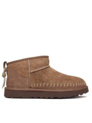 Ugg Śniegowce W Classic Ultra Mini Biarritz 1171538 Beżowy. Brązowe śniegowce UGG, bez wzorów, ze skóry, bez zapięcia. Za 809.99 zł.