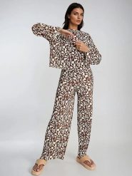 Monki Bluzka w kolorze brązowo-kremowym rozmiar: XS. Brązowe bluzki Monki, xs, bez wzorów, bez kołnierzyka, bez ramiączek. Za 39.99 zł.