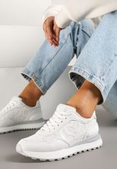 Białe Sneakersy z Koronkowymi Zdobieniami Dallriva. Białe buty sportowe lifestyle Renee, z aplikacjami, z jeansu, eleganckie, bez zapięcia. W wyprzedaży za 83.99 zł.