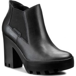 Botki CALVIN KLEIN - Sandy R3494 Black. Botki marki Calvin Klein. W wyprzedaży za 339.00 zł.