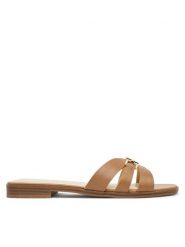 Guess Klapki FLJRLL LEA19 Brązowy. Brązowe klapki Guess, z aplikacjami, ze skóry, bez obcasa, bez zapięcia. Za 549.99 zł.