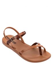 Ipanema Sandały w kolorze brązowym rozmiar: 39. Brązowe sandały Ipanema, bez wzorów, klasyczne, z otwartym noskiem, bez obcasa, bez zapięcia. Za 65.85 zł.