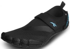 Buty do wody wielofunkcyjne Aqua Speed AGAMA. Czarne buty treningowe Aqua-Speed, bez wzorów, z gumy, bez zapięcia, na fitness i siłownię. Za 119.99 zł.