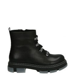 OCIEPLANE BOTKI SKÓRZANE 06302309 BLACK. Czarne botki Venezia, bez wzorów, ze skóry, bez obcasa, bez zapięcia. Za 199.00 zł.