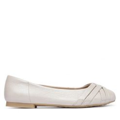 Baleriny Caprice. Białe baleriny Caprice, bez wzorów, bez obcasa, bez zapięcia. Za 439.99 zł.
