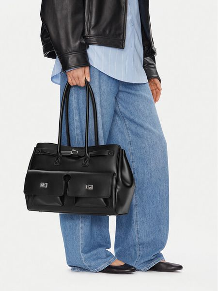 GINO ROSSI Torebka EO-CLOVER-X10167 Czarny. Czarne shopper bag Gino Rossi, bez wzorów, ze skóry, bez dodatków. Za 399.99 zł.