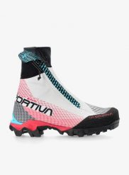 Buty damskie La Sportiva Aequilibrium Speed GTX. Białe buty trekkingowe La Sportiva, bez wzorów, z gore-texu, bez zapięcia, trekkingowe, gore-tex. Za 1,299.50 zł.