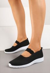 Czarne Wsuwane Tenisówki z Ozdobnym Paskiem i Perforacją Zelsedi. Czarne trampki Born2be, bez wzorów, z jeansu, eleganckie, bez zapięcia. Za 49.99 zł.