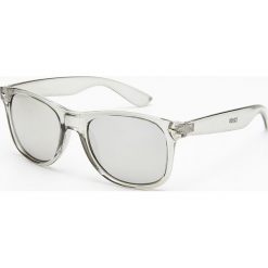 Okulary przeciwsłoneczne - Wielobarwny. Okulary przeciwsłoneczne marki Cropp. Za 29.99 zł.