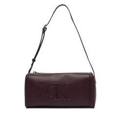 Torebka Calvin Klein. Brązowe torebki klasyczne Calvin Klein, bez wzorów, klasyczne, bez dodatków. Za 369.99 zł.