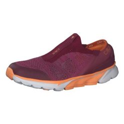 Damskie buty trekkingowe CMP. Czerwone buty trekkingowe CMP, na lato, z materiału, bez zapięcia. Za 288.10 zł.