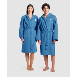 Szlafrok Arena Zeal. Niebieskie szlafroki damskie Arena, m, bez wzorów, bez ramiączek. Za 292.00 zł.