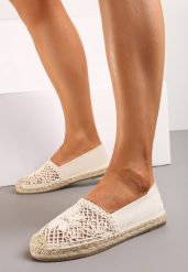 Beżowe Płaskie Espadryle z Ażurową Wstawką na Nosku i Plecioną Podeszwą Rowenas. Brązowe espadryle Renee, w ażurowe wzory, ze skóry, wakacyjne, bez obcasa, na płaskiej podeszwie. W wyprzedaży za 47.99 zł.