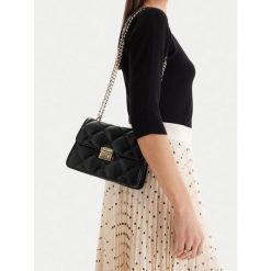 Torebka MEXX. Czarne listonoszki Mexx, bez wzorów, bez dodatków. Za 199.99 zł.