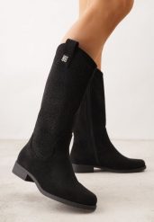 Czarne Ażurowe Botki z Geometryczną Ozdobą Naeraste. Czarne botki Renee, z aplikacjami, z jeansu, bez obcasa, na płaskiej podeszwie, bez zapięcia. Za 149.99 zł.